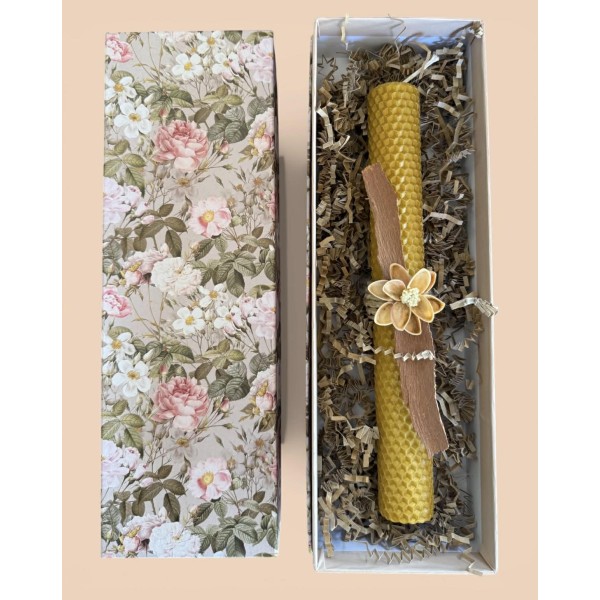 Handmade Easter Candle made from 100% Natural Beeswax 28 cm