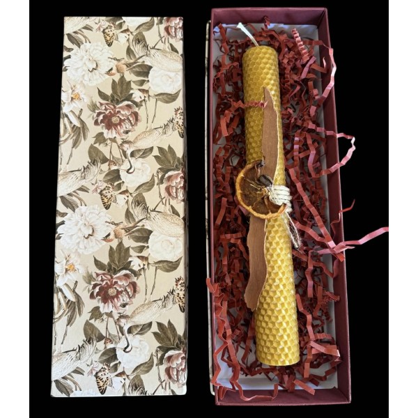 Handmade Easter Candle made from 100% Natural Beeswax 28 cm