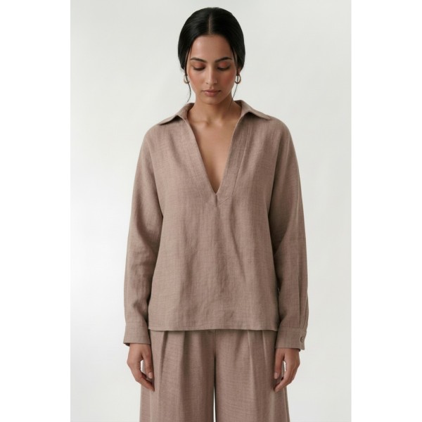 LONG-SLEEVED SHIRT WITH A COLLAR