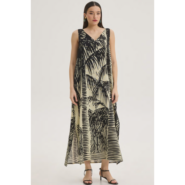 Maxi dress with tropical print