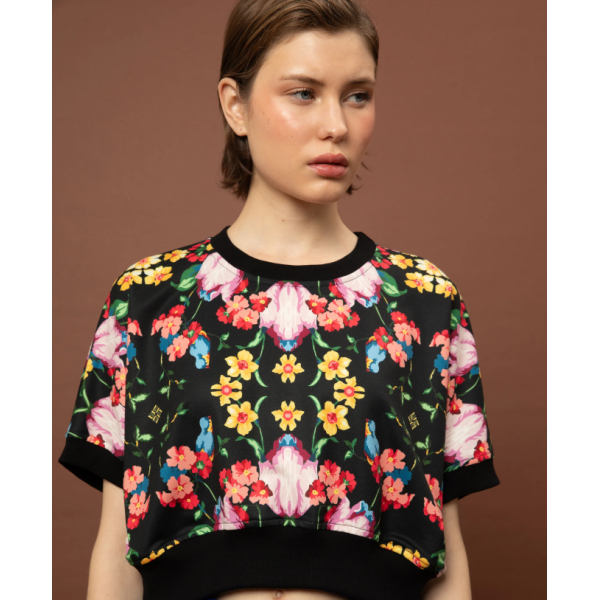 FUTTER CROPPED TOP - BLOSSOMS BLACK FUTTER CROPPED TOP - BLOSSOMS BLACK
