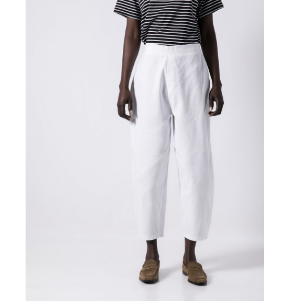 High-waisted carrot fit pants with elastic waist Off white